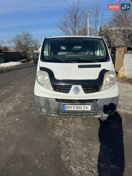 Грузовой фургон Renault Trafic 2013 в Житомире Грузовой фургон Renault Trafic 2013 в Житомире