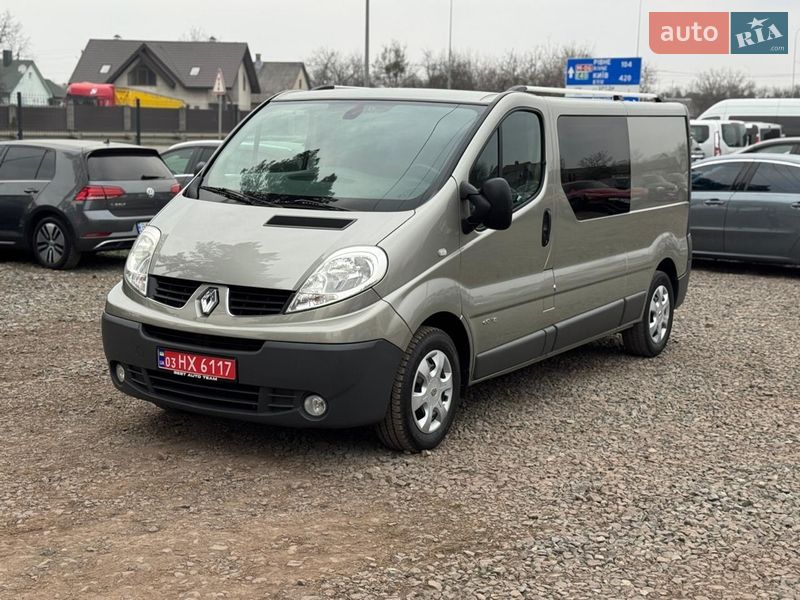 Минивэн Renault Trafic 2014 в Бродах