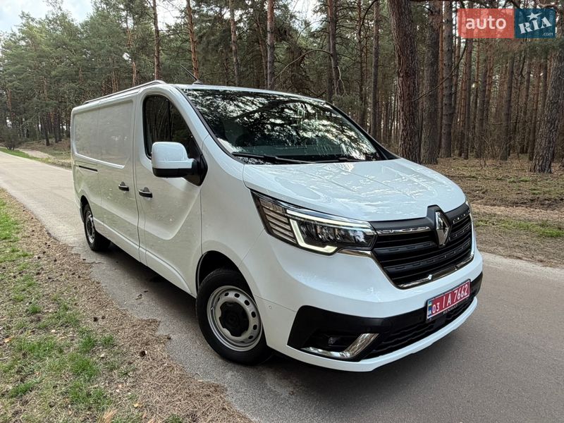 Другие грузовики Renault Trafic 2024 в Киеве