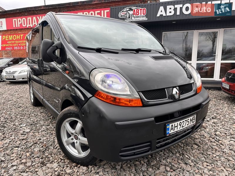 Мінівен Renault Trafic 2005 в Смілі
