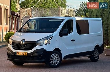 Грузопассажирский фургон Renault Trafic 2016 в Стрые