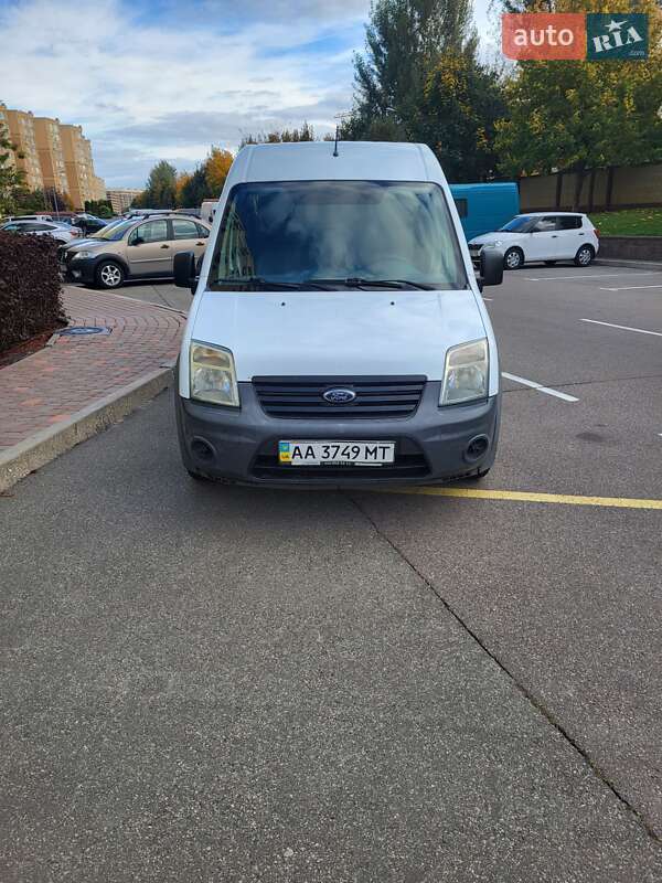 Вантажний фургон Ford Transit Connect 2011 в Софіївській Борщагівці