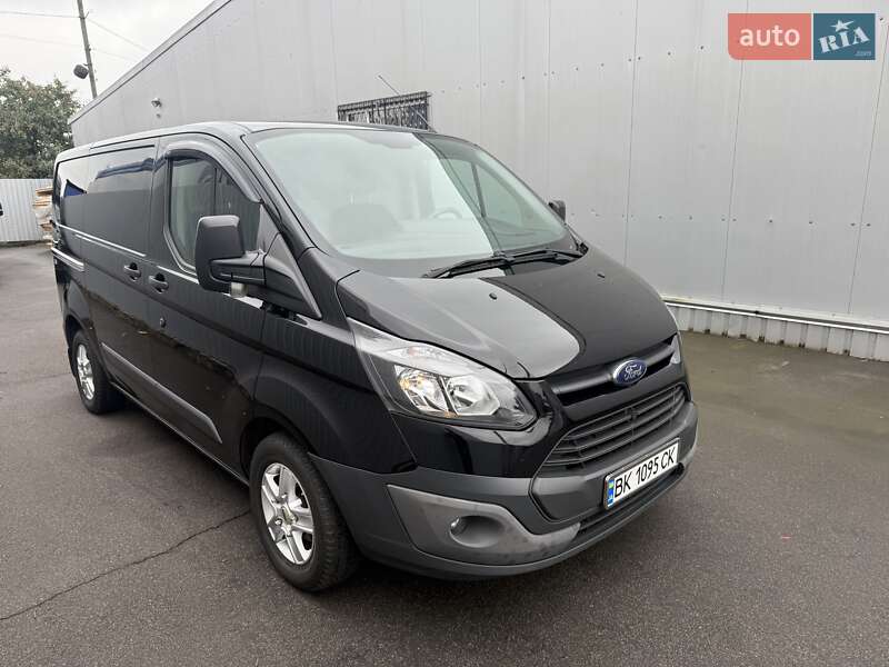 Микроавтобус грузовой (до 3,5т) Ford Transit Custom 2015 в Ровно Микроавтобус грузовой (до 3,5т) Ford Transit Custom 2015 в Ровно