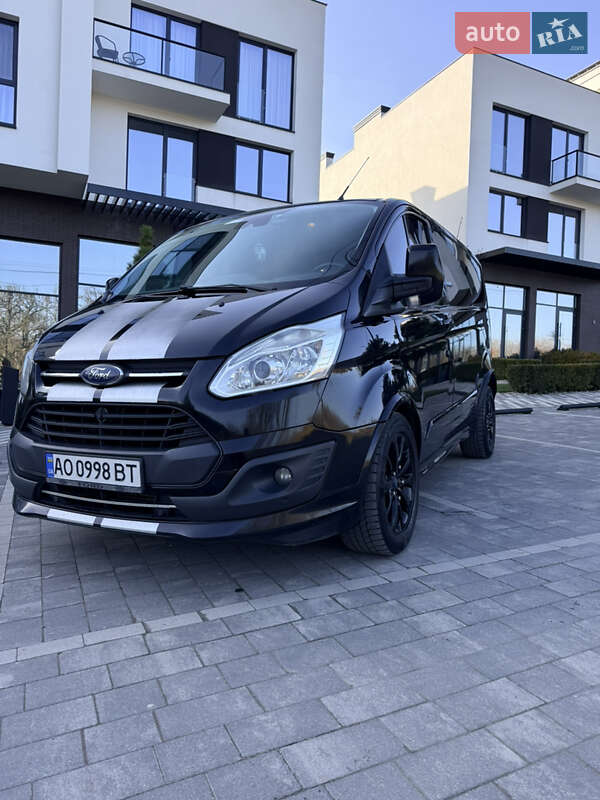 Грузовой фургон Ford Transit Custom 2016 в Ужгороде