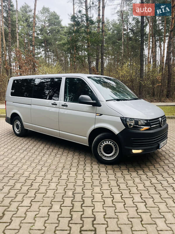 Минивэн Volkswagen Transporter 2016 в Львове Минивэн Volkswagen Transporter 2016 в Львове