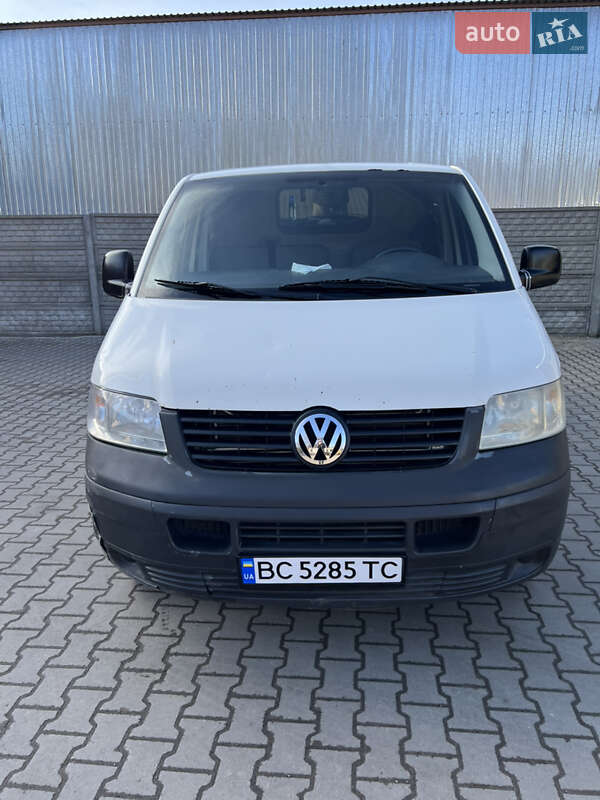 Грузовой фургон Volkswagen Transporter 2005 в Жовкве Грузовой фургон Volkswagen Transporter 2005 в Жовкве