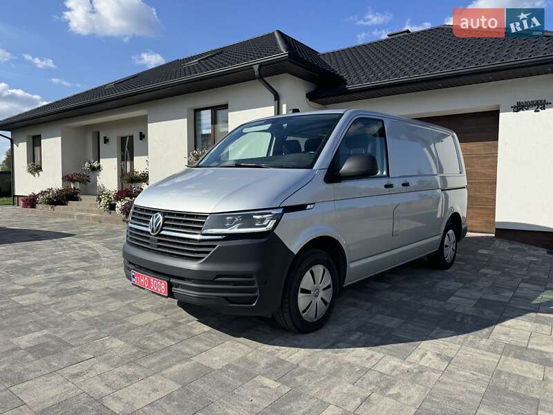Вантажний фургон Volkswagen Transporter 2022 в Любомлі