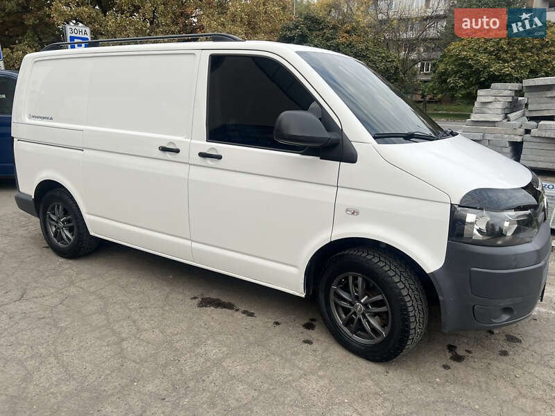 Микроавтобус грузовой (до 3,5т) Volkswagen Transporter 2013 в Ужгороде