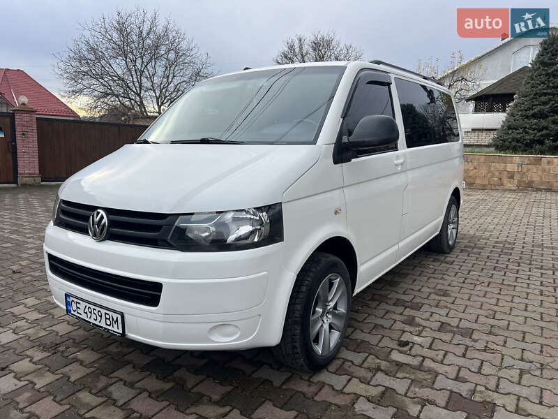 Вантажний фургон Volkswagen Transporter 2010 в Чернівцях Вантажний фургон Volkswagen Transporter 2010 в Чернівцях