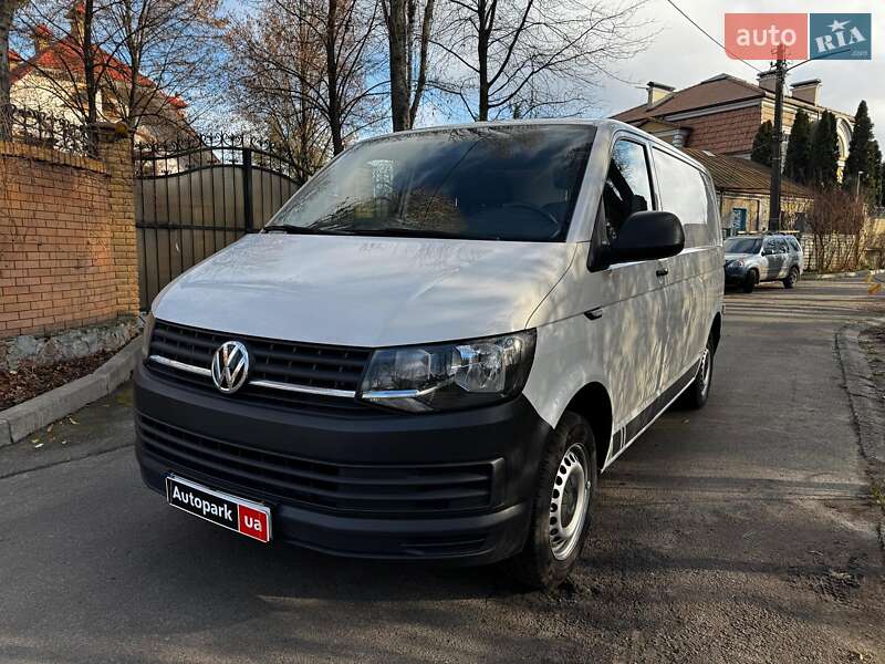 Грузовой фургон Volkswagen Transporter 2016 в Киеве