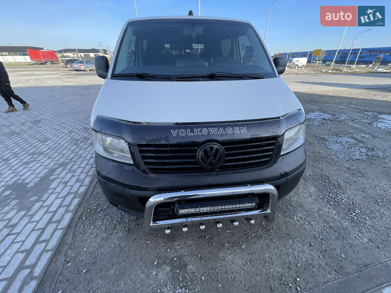Минивэн Volkswagen Transporter 2004 в Львове Минивэн Volkswagen Transporter 2004 в Львове