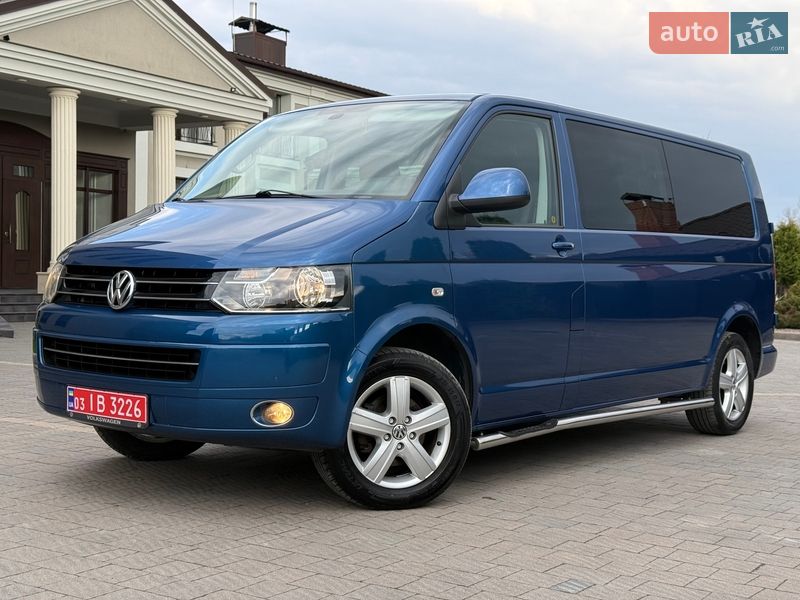 Мінівен Volkswagen Transporter 2013 в Стрию