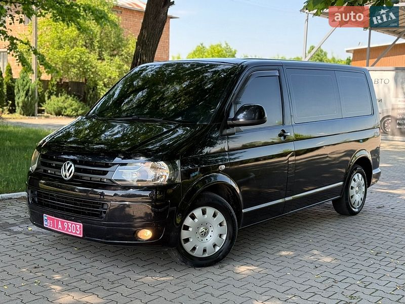 Минивэн Volkswagen Transporter 2011 в Черновцах