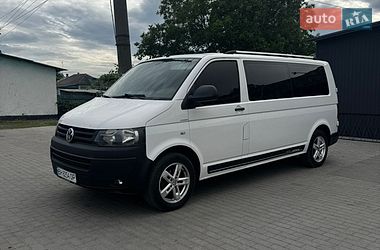Минивэн Volkswagen Transporter 2010 в Врадиевке