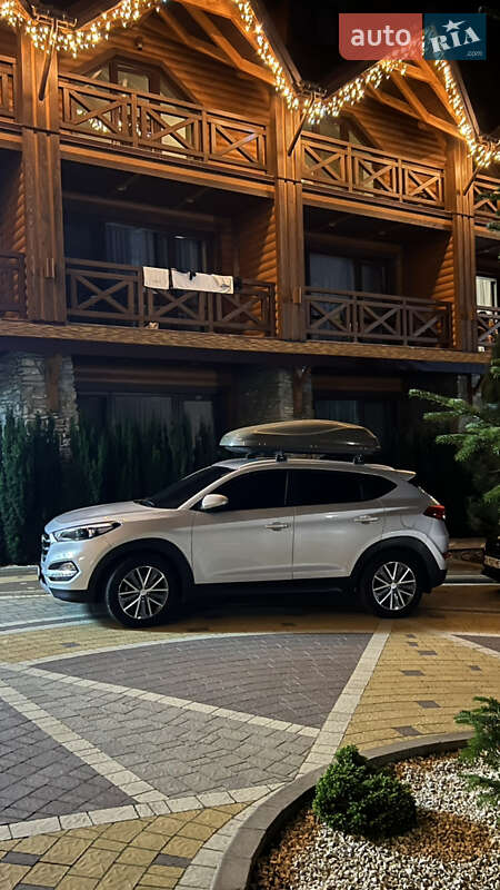Внедорожник / Кроссовер Hyundai Tucson 2017 в Киеве