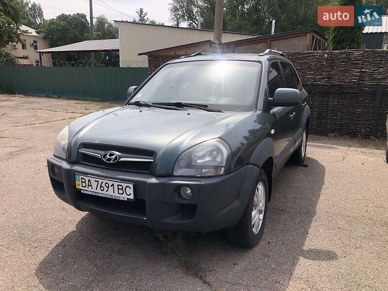 Позашляховик / Кросовер Hyundai Tucson 2013 в Золотоноші