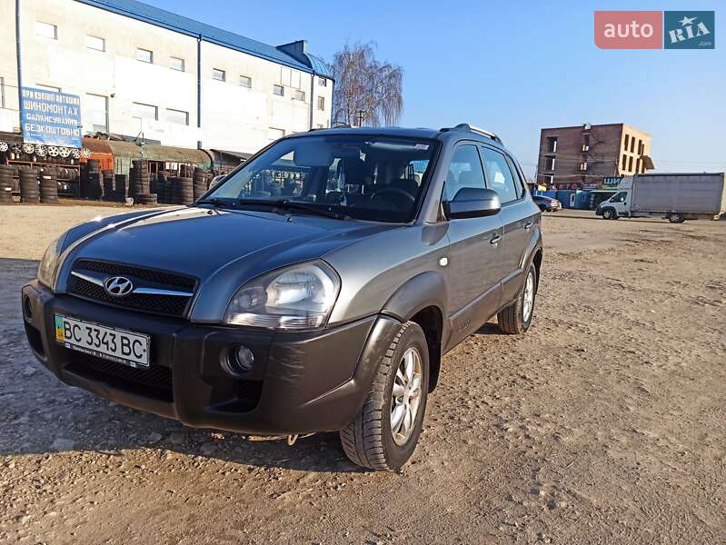 Внедорожник / Кроссовер Hyundai Tucson 2009 в Тернополе Внедорожник / Кроссовер Hyundai Tucson 2009 в Тернополе