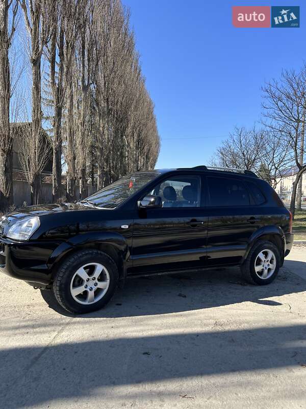 Внедорожник / Кроссовер Hyundai Tucson 2007 в Черновцах Внедорожник / Кроссовер Hyundai Tucson 2007 в Черновцах