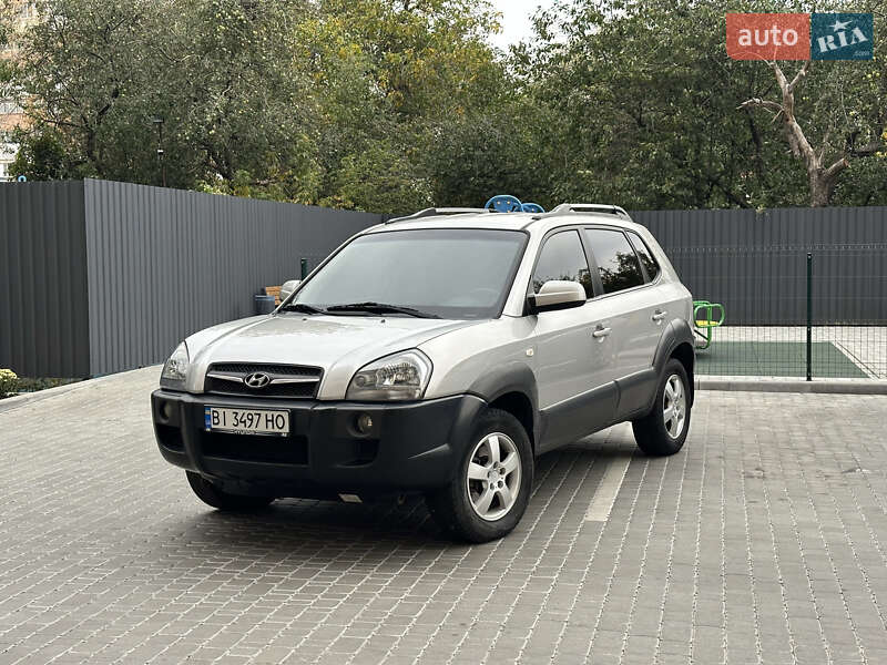 Внедорожник / Кроссовер Hyundai Tucson 2009 в Полтаве Внедорожник / Кроссовер Hyundai Tucson 2009 в Полтаве