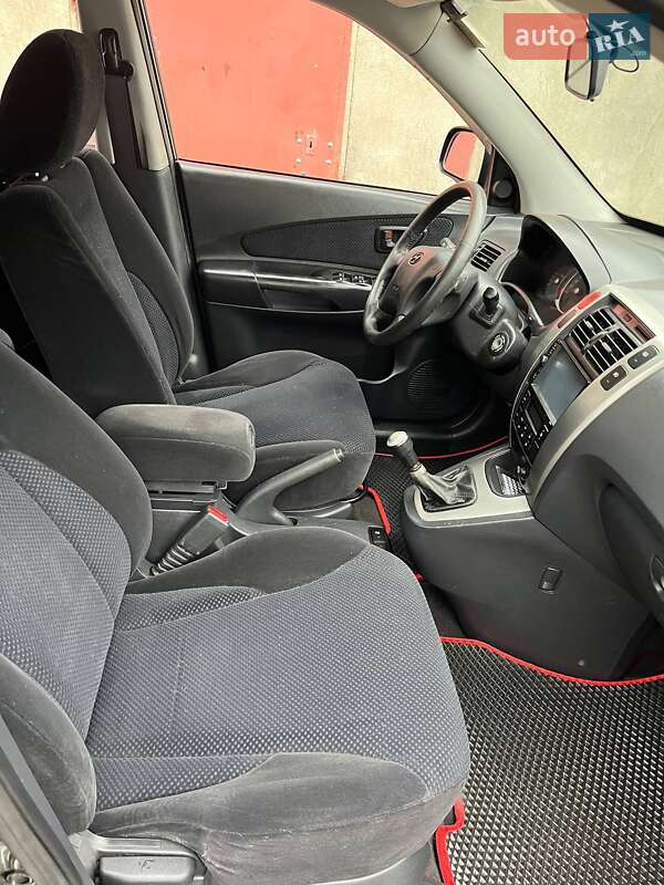 Внедорожник / Кроссовер Hyundai Tucson 2008 в Николаеве