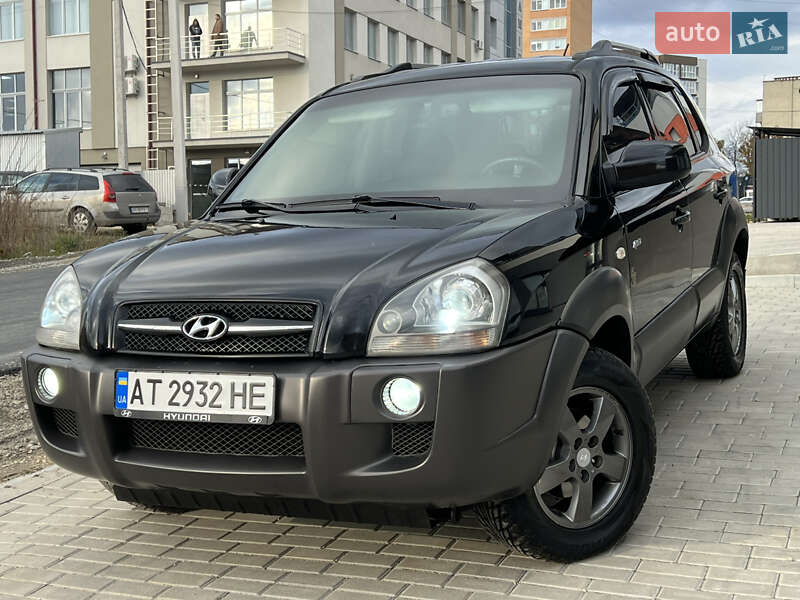 Внедорожник / Кроссовер Hyundai Tucson 2006 в Тернополе Внедорожник / Кроссовер Hyundai Tucson 2006 в Тернополе