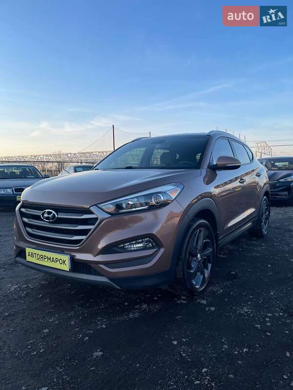 Внедорожник / Кроссовер Hyundai Tucson 2016 в Ужгороде