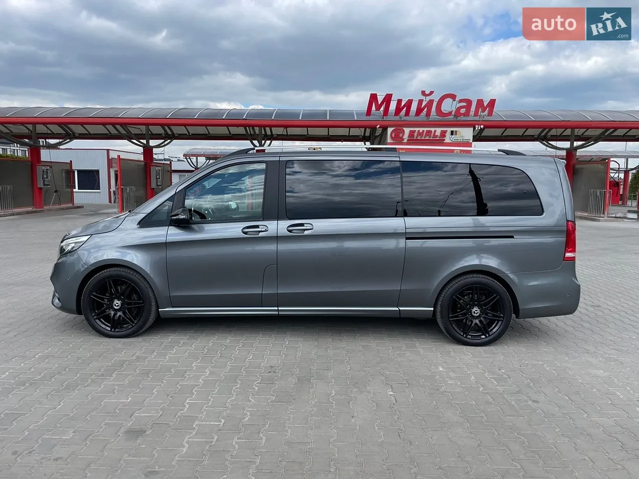 Mercedes-Benz V-Class 2020 photo 3