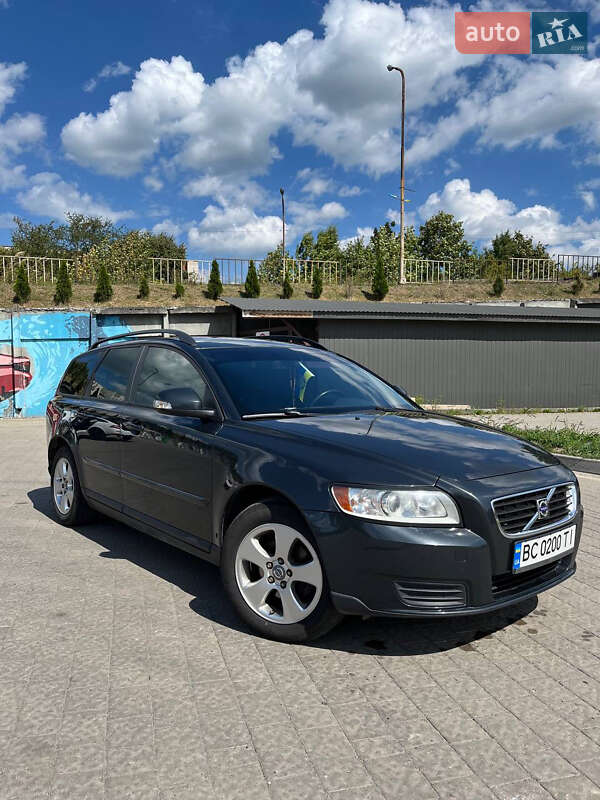 Универсал Volvo V50 2010 в Дрогобыче Универсал Volvo V50 2010 в Дрогобыче