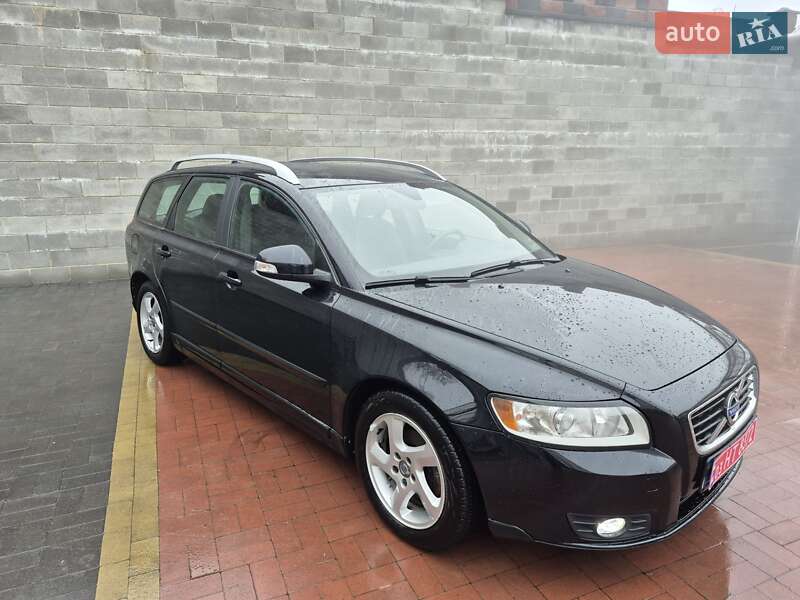 Универсал Volvo V50 2012 в Ровно