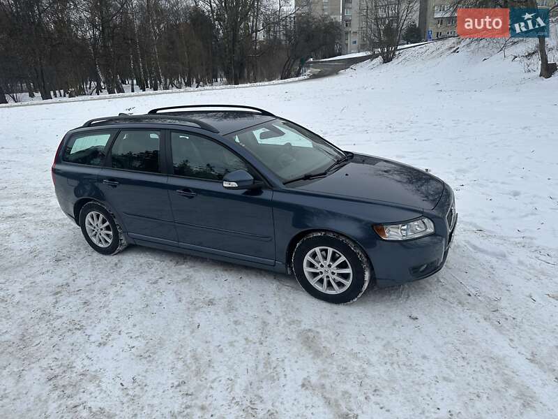 Универсал Volvo V50 2009 в Львове Универсал Volvo V50 2009 в Львове