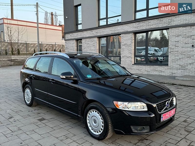 Універсал Volvo V50 2012 в Рівному