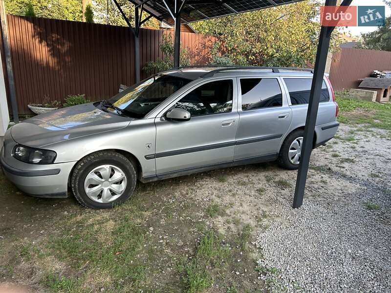 Універсал Volvo V70 2000 в Судовій Вишні