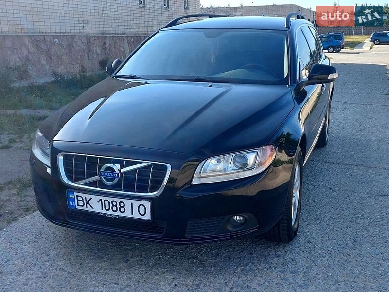 Универсал Volvo V70 2011 в Маневичах