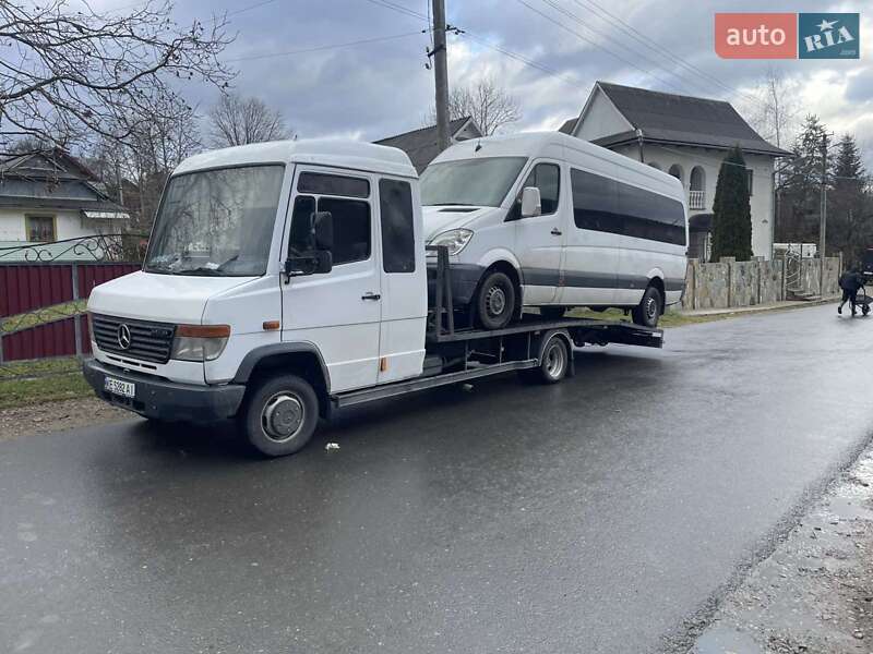 Эвакуатор Mercedes-Benz Vario 2000 в Киеве Эвакуатор Mercedes-Benz Vario 2000 в Киеве
