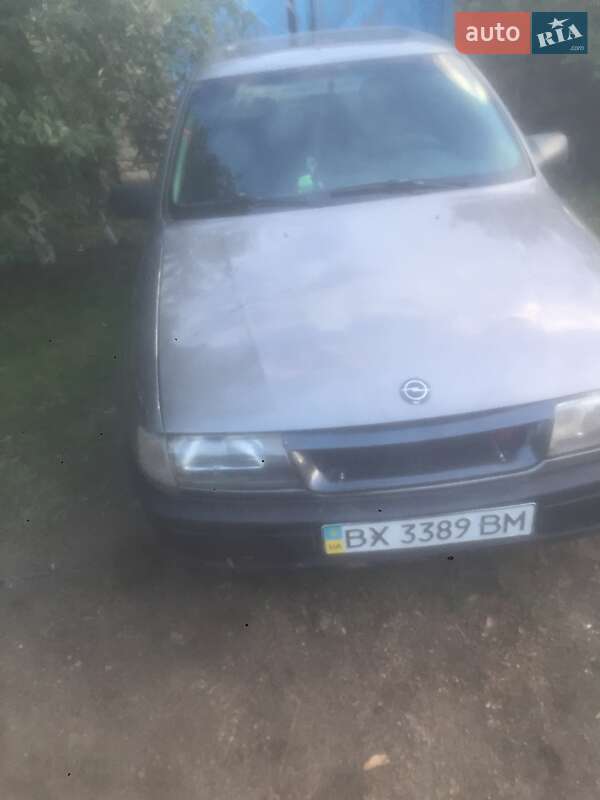 Седан Opel Vectra 1991 в Ямполе