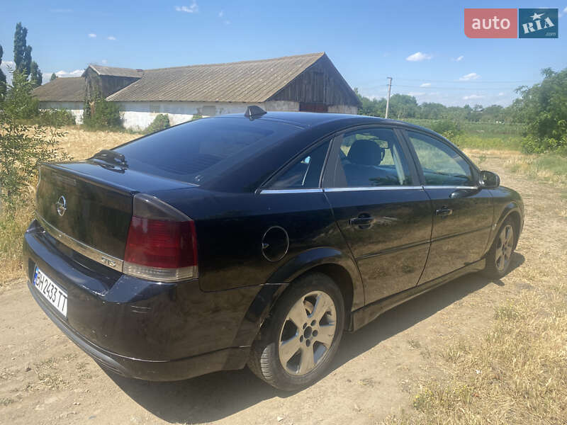 Седан Opel Vectra 2003 в Раздельной