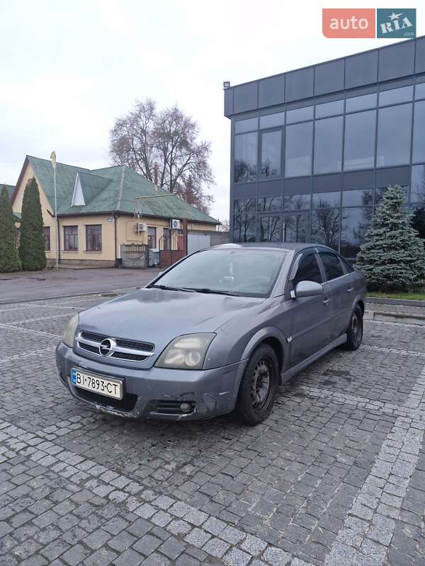 Лифтбек Opel Vectra 2004 в Пирятине
