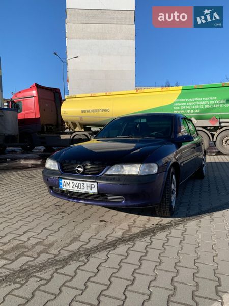 Седан Opel Vectra 1998 в Житомире