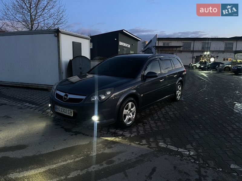 Універсал Opel Vectra 2005 в Тернополі