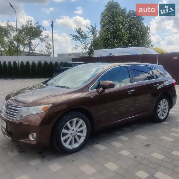 Внедорожник / Кроссовер Toyota Venza 2010 в Тернополе