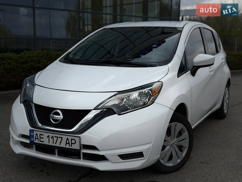 Хэтчбек Nissan Versa Note 2017 в Днепре
