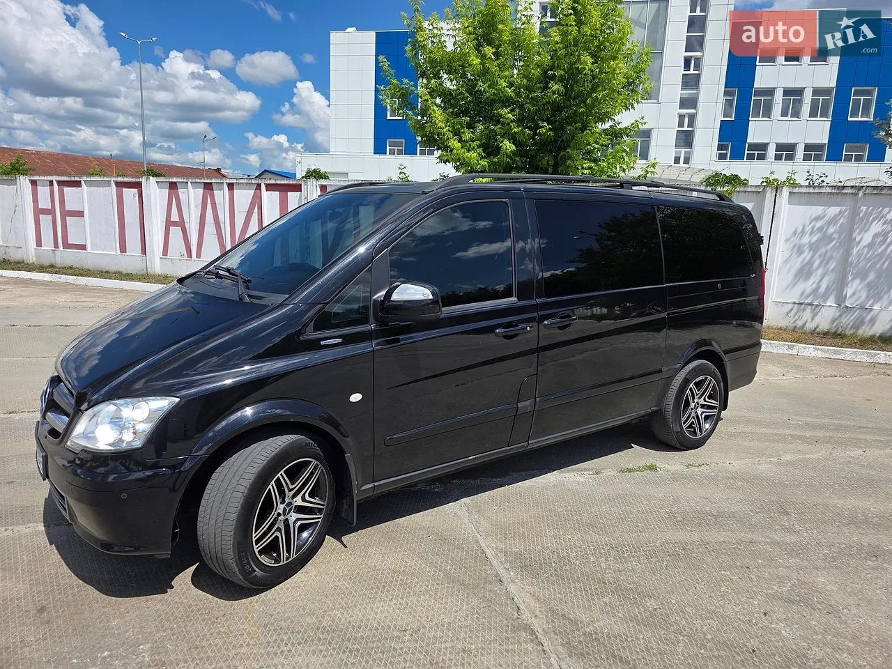 Mercedes-Benz Viano 2011 photo 4