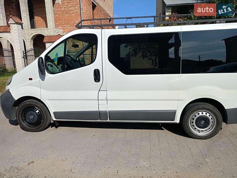 Минивэн Opel Vivaro 2005 в Львове Минивэн Opel Vivaro 2005 в Львове