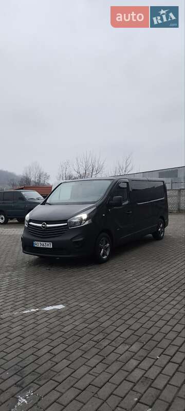 Минивэн Opel Vivaro 2016 в Мукачево Минивэн Opel Vivaro 2016 в Мукачево
