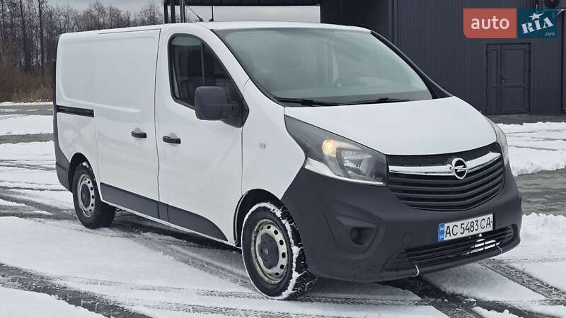 Грузовой фургон Opel Vivaro 2015 в Шацке