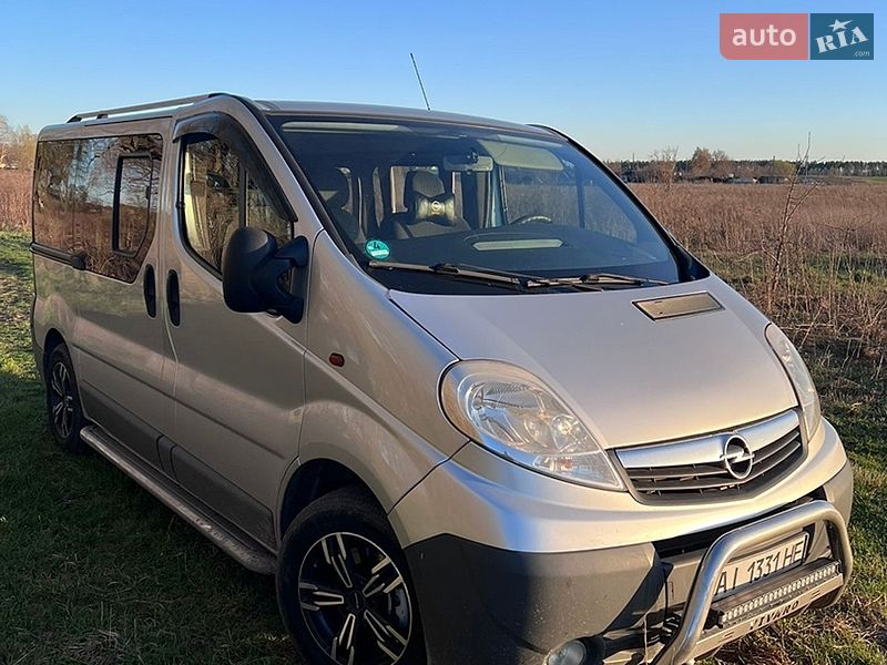 Минивэн Opel Vivaro 2009 в Киеве