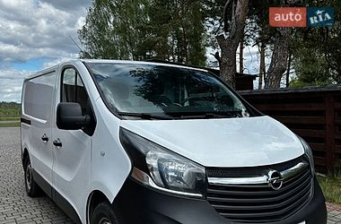 Грузовой фургон Opel Vivaro 2015 в Шацке