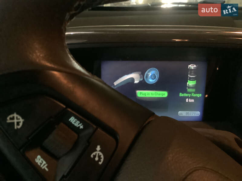 Хэтчбек Chevrolet Volt 2012 в Чутове