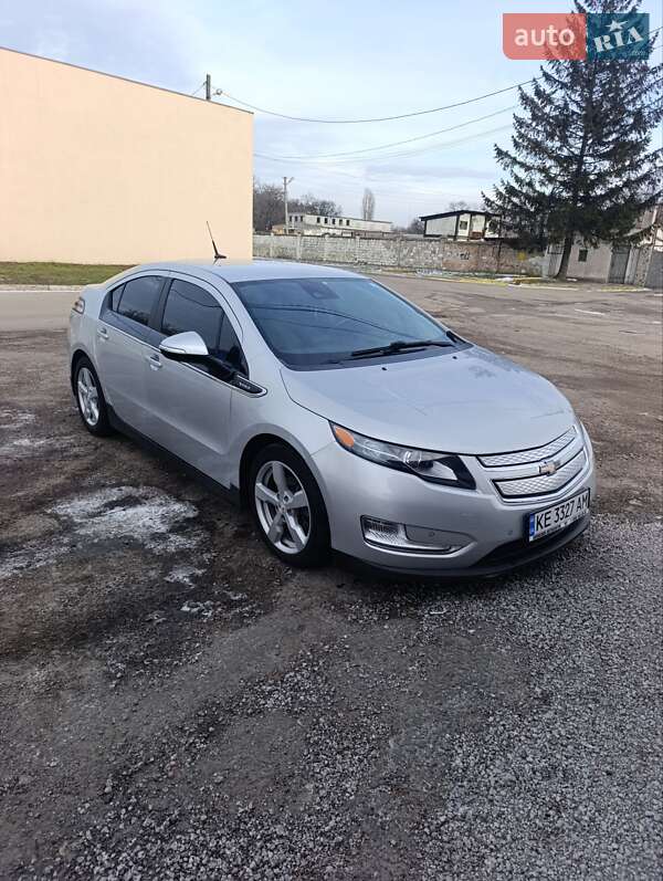 Хэтчбек Chevrolet Volt 2013 в Каменском Хэтчбек Chevrolet Volt 2013 в Каменском