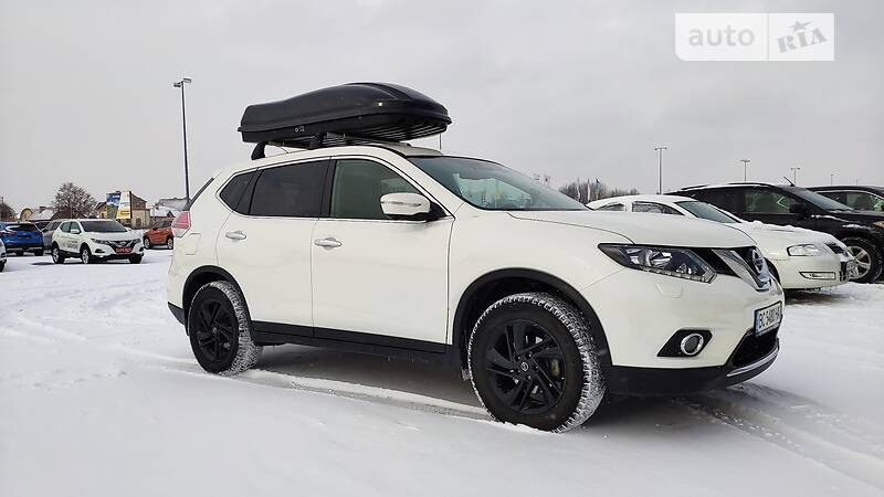 Позашляховик / Кросовер Nissan X-Trail 2017 в Львові Позашляховик / Кросовер Nissan X-Trail 2017 в Львові